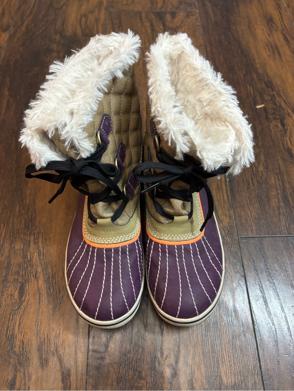 Women's Sorel Waterproof Lined Winter Boots - Purple and Tan Size 8.5